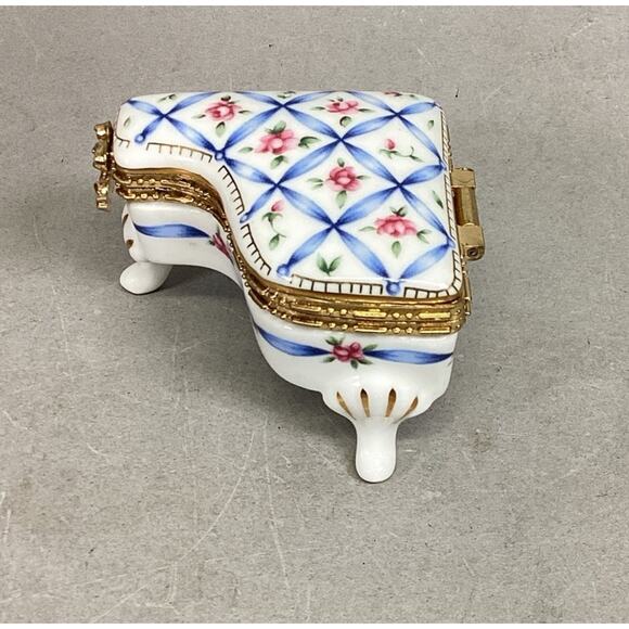 Lefton China 1997 #11176 - Piano Hinged Trinket Box Pink Flowers - Picture 4 of 11